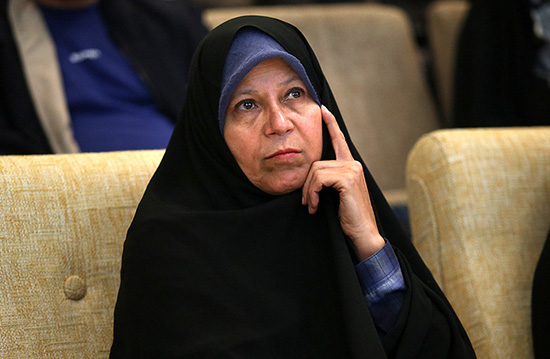 فائزه هاشمي: مرز شکن نيستم فائزه هاشمي: مرز شکن نيستم